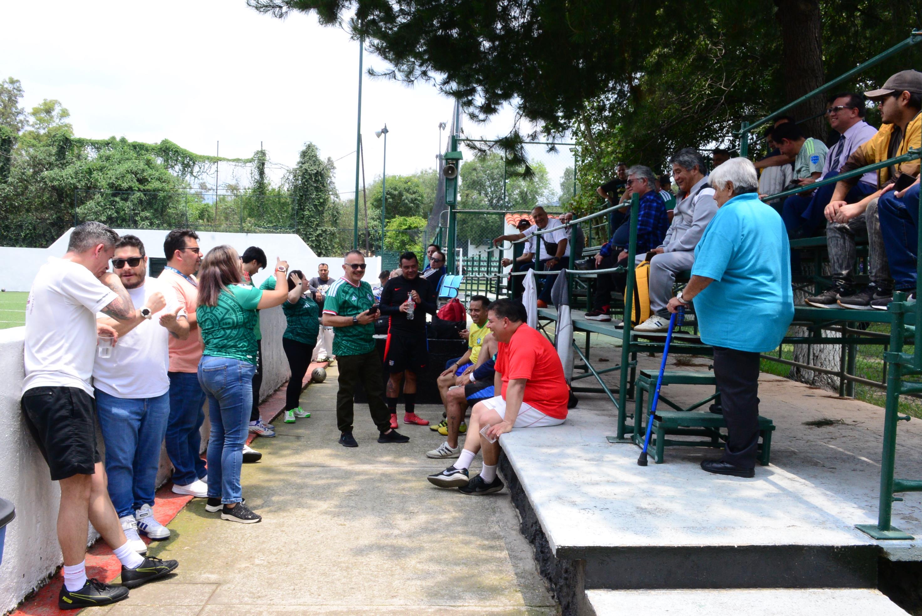 Convivencia Deportiva Por el “Día del Padre”, Sección II Dirección Médica 